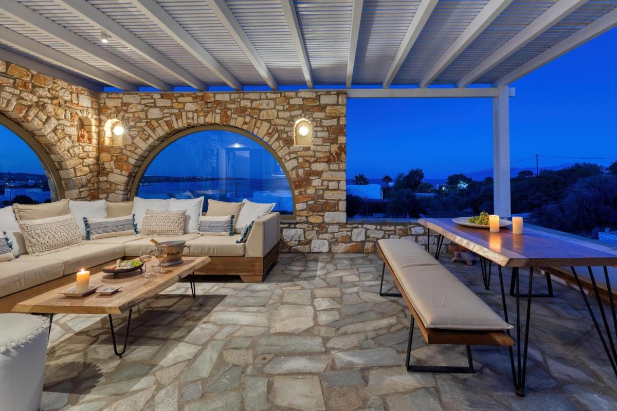 Amalgam Homes Paros