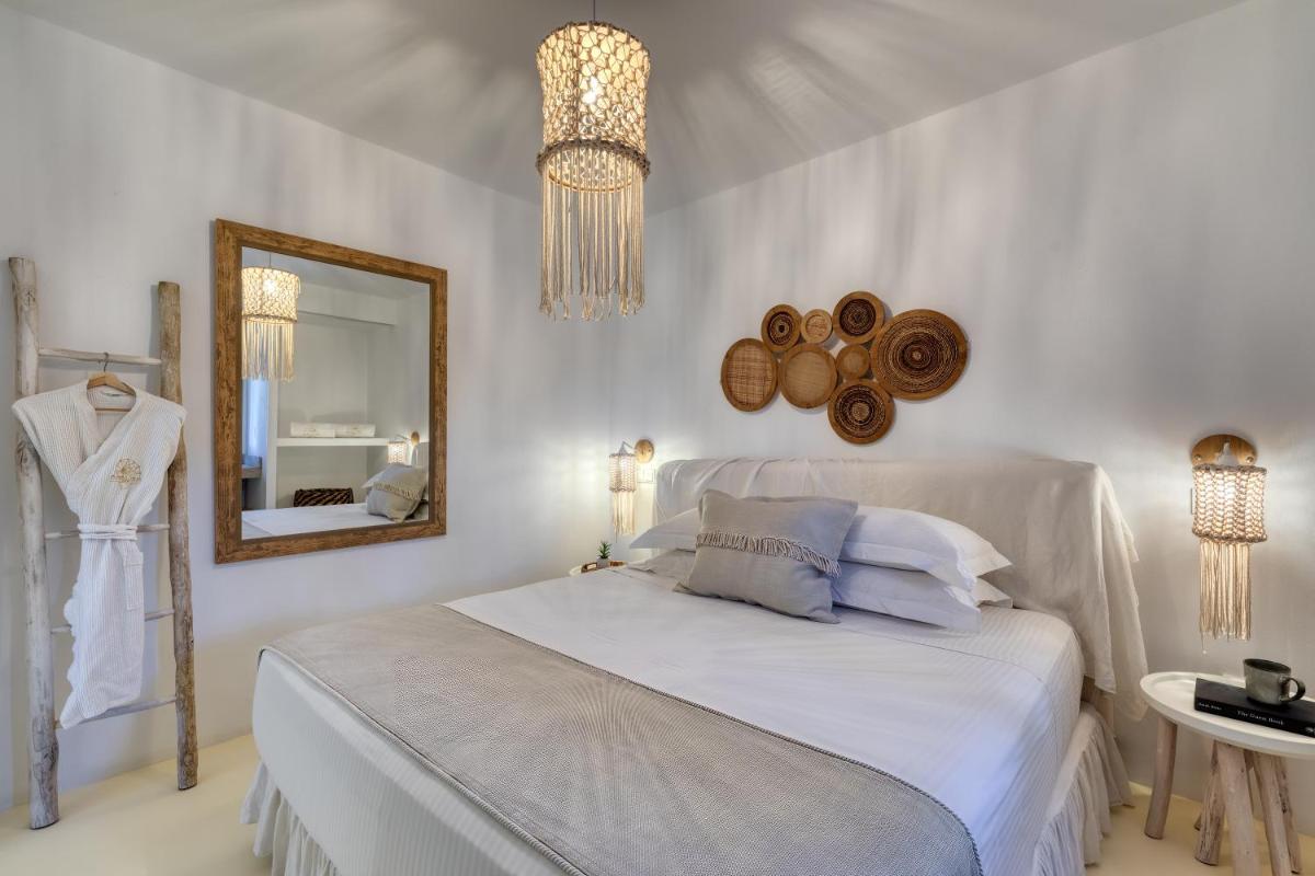 Amalgam Homes Paros