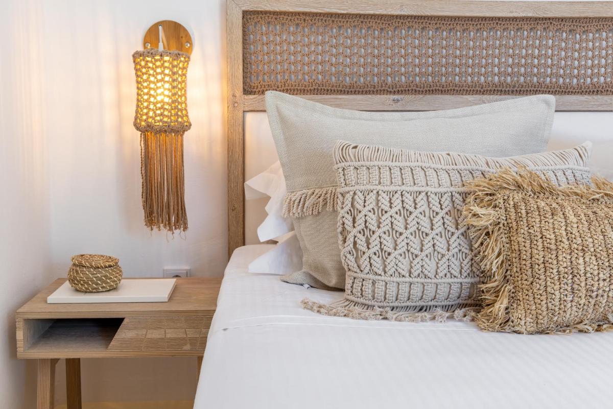 Amalgam Homes Paros