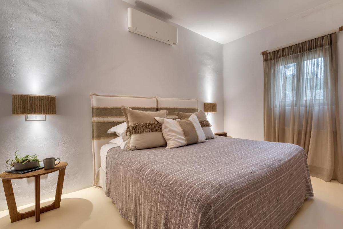 Amalgam Homes Paros