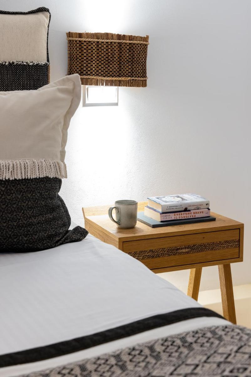 Amalgam Homes Paros