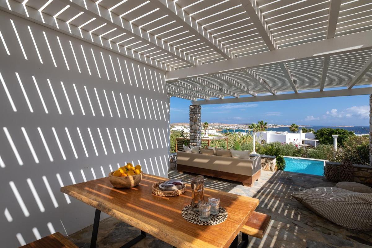 Amalgam Homes Paros