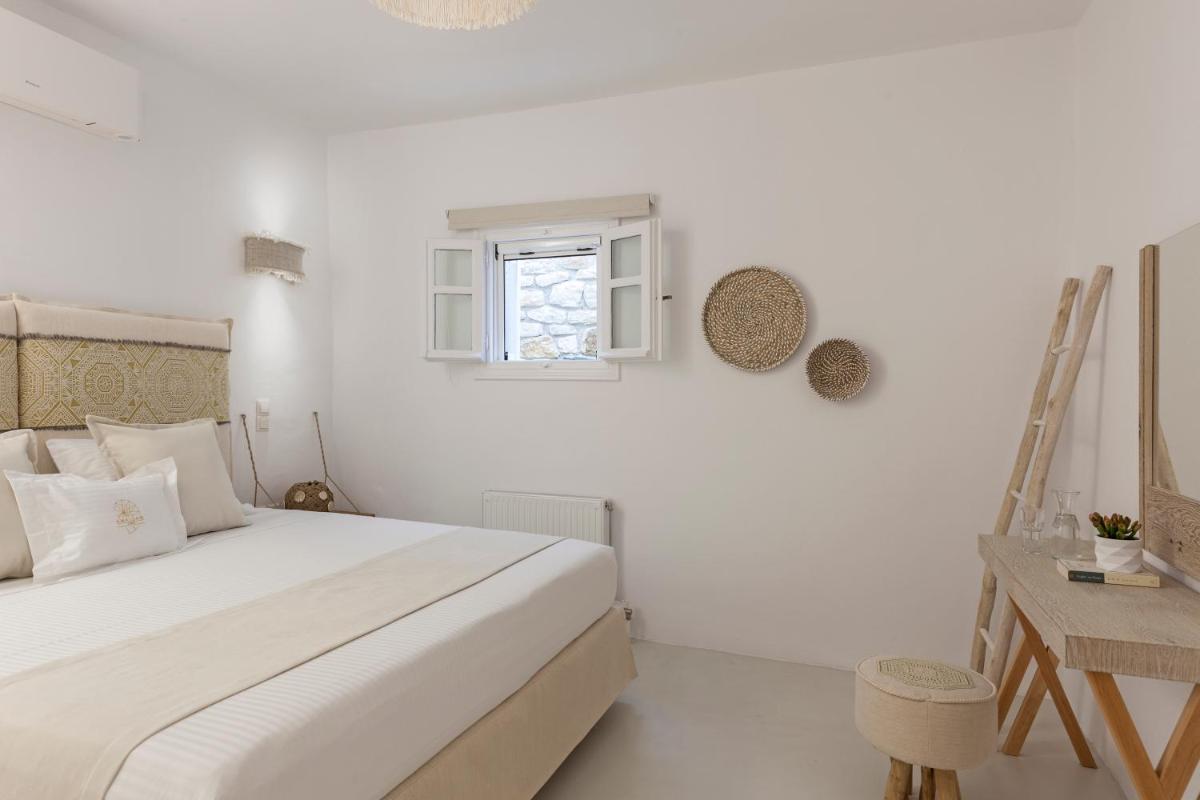 Amalgam Homes Paros