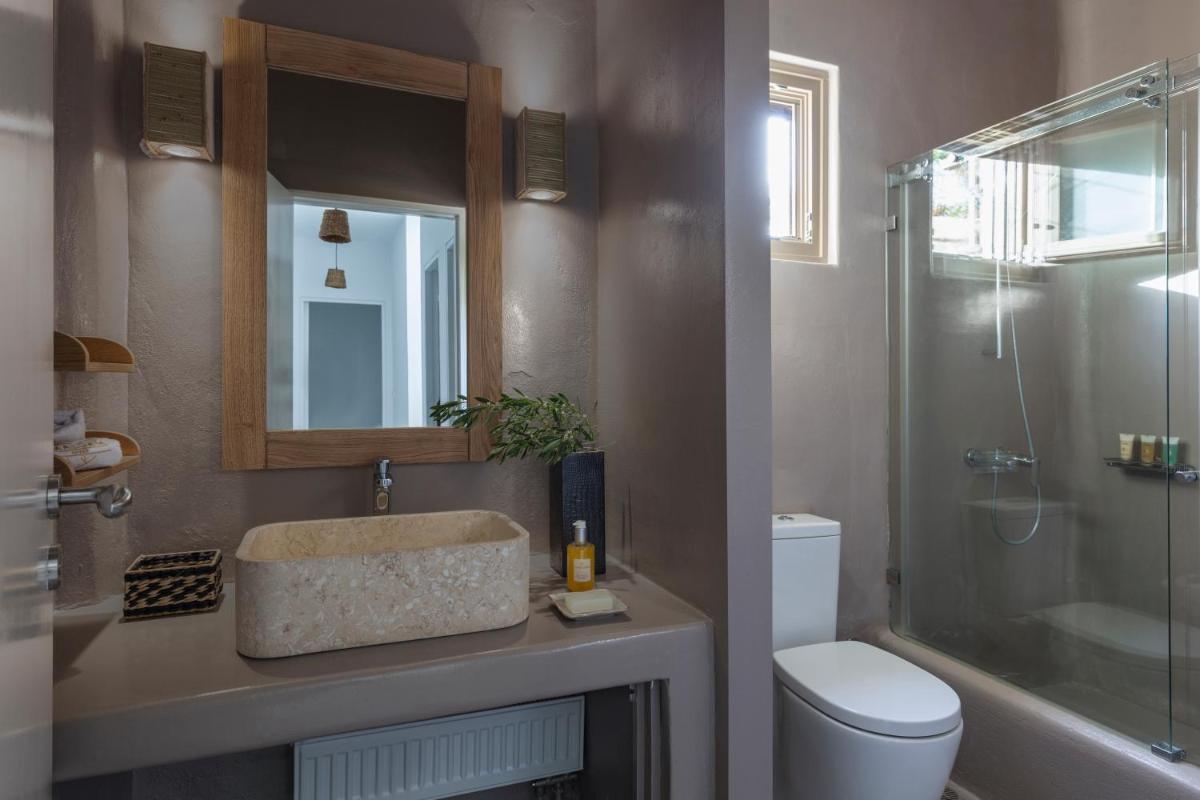 Amalgam Homes Paros
