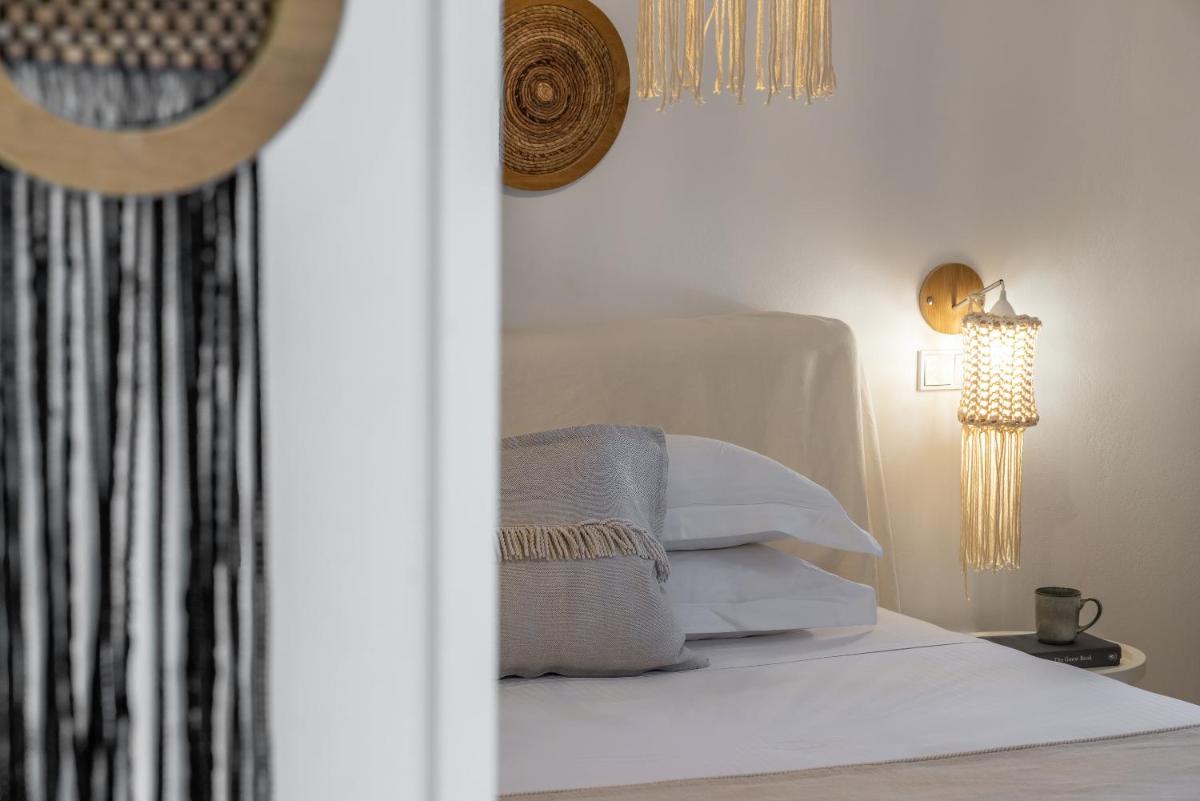 Amalgam Homes Paros