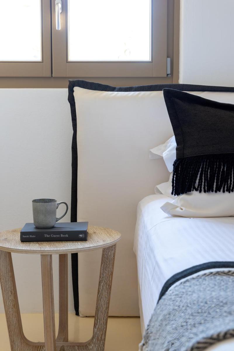 Amalgam Homes Paros