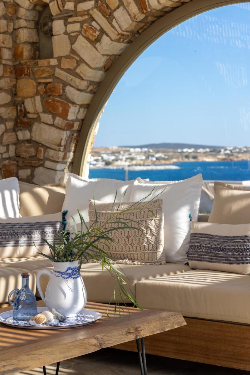 Amalgam Homes Paros