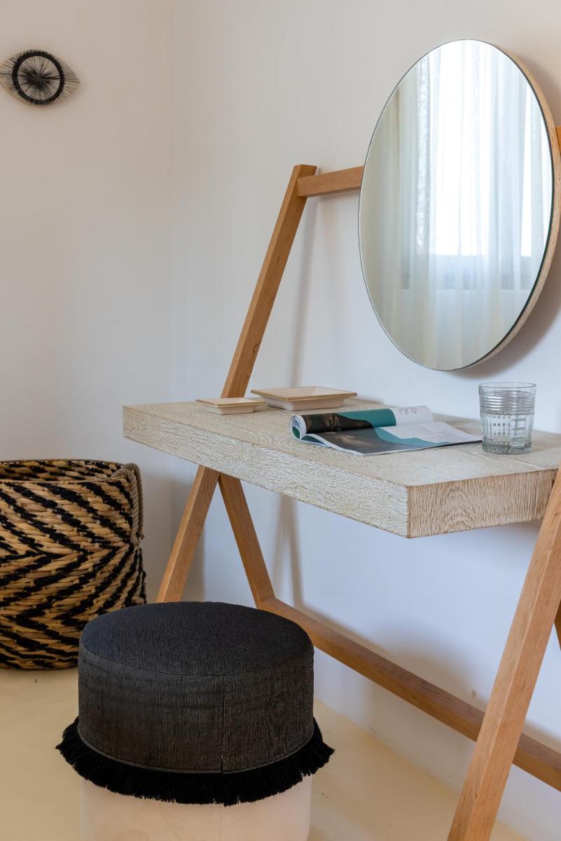 Amalgam Homes Paros