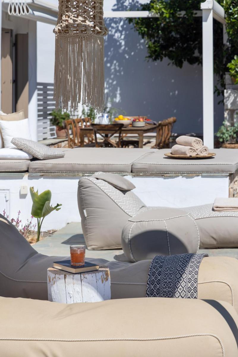 Amalgam Homes Paros