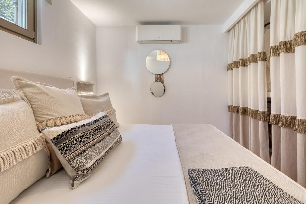 Amalgam Homes Paros