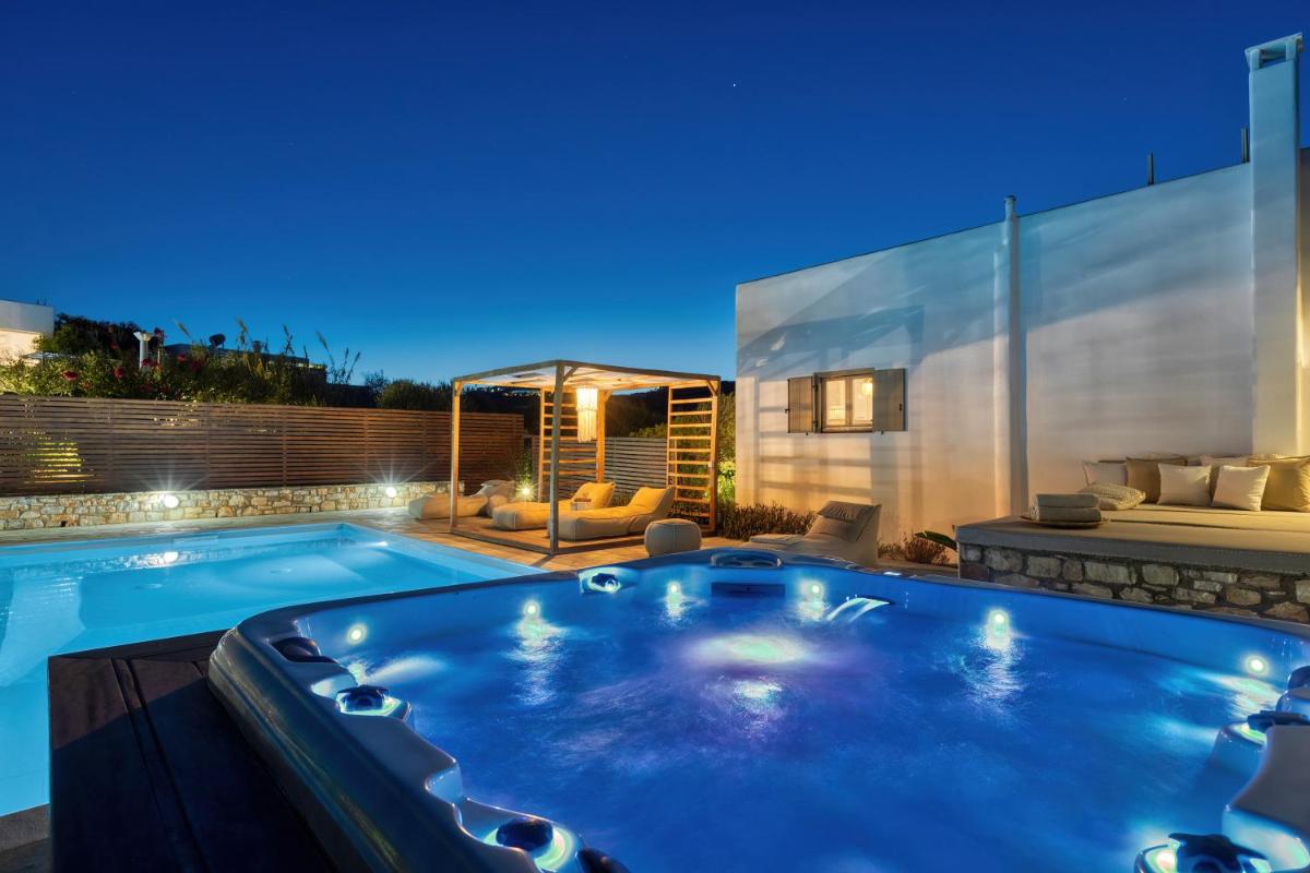 Amalgam Homes Paros