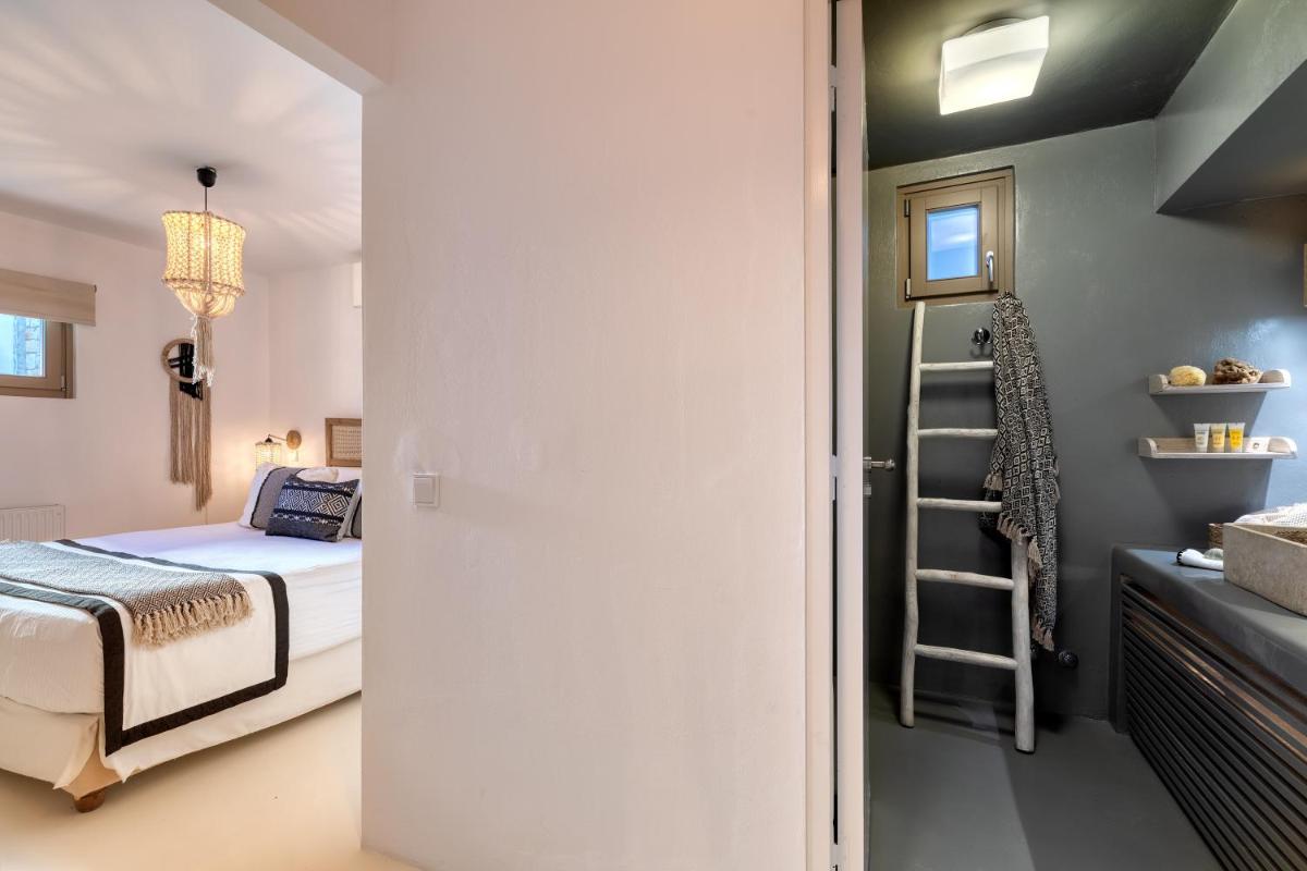 Amalgam Homes Paros