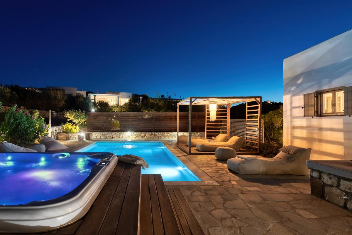 Amalgam Homes Paros