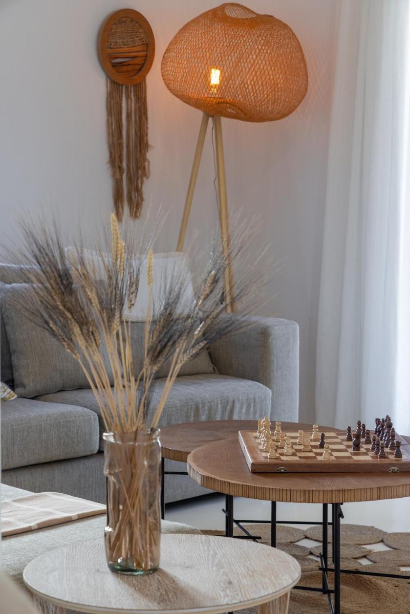 Amalgam Homes Paros