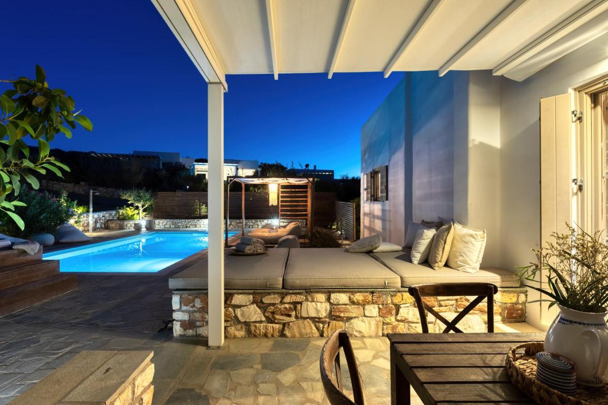 Amalgam Homes Paros