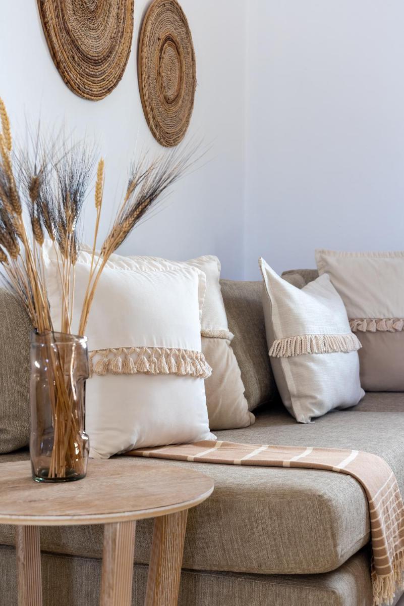 Amalgam Homes Paros
