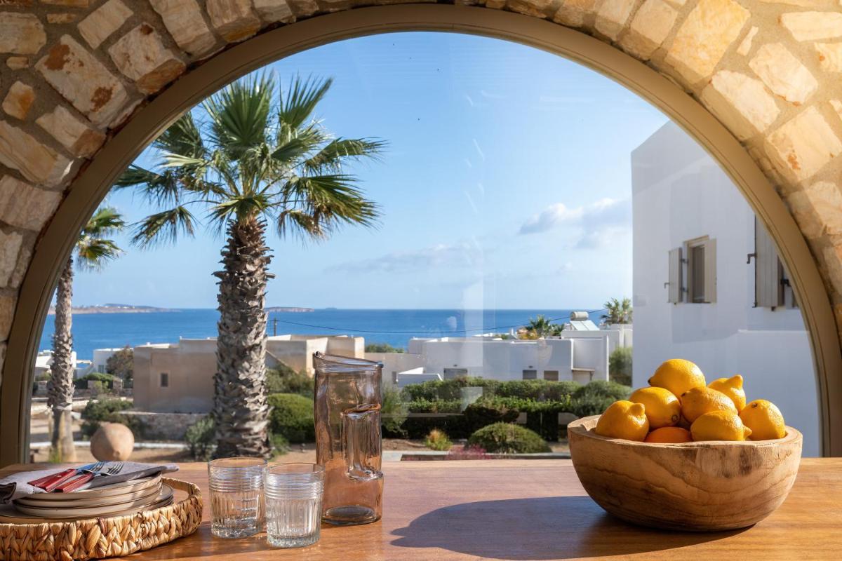 Amalgam Homes Paros