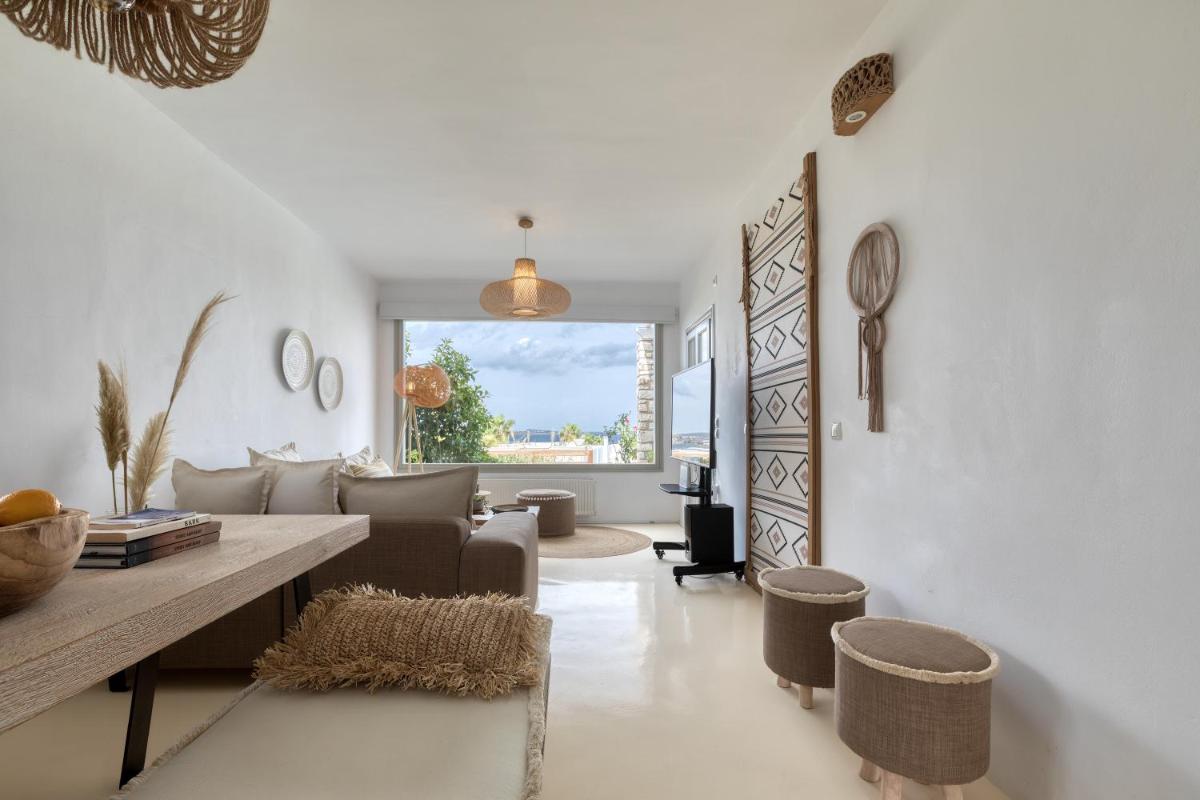 Amalgam Homes Paros