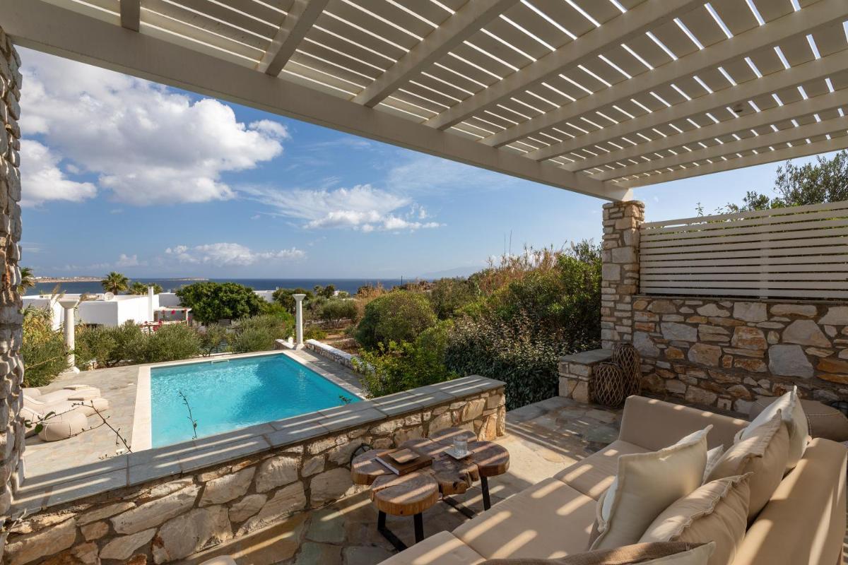 Amalgam Homes Paros