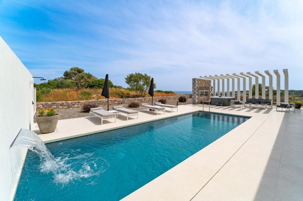 amara luxury villas