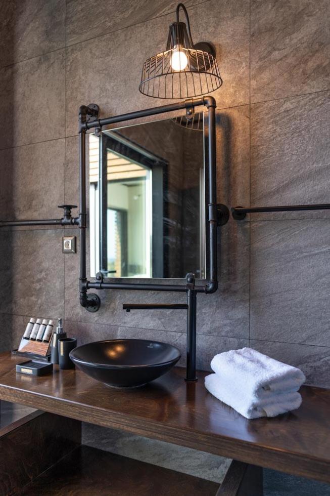amara luxury villas