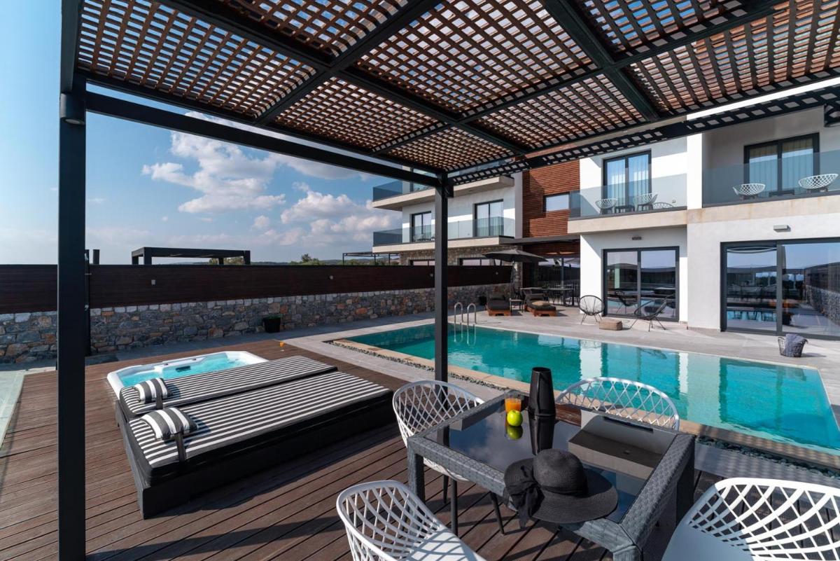 amara luxury villas