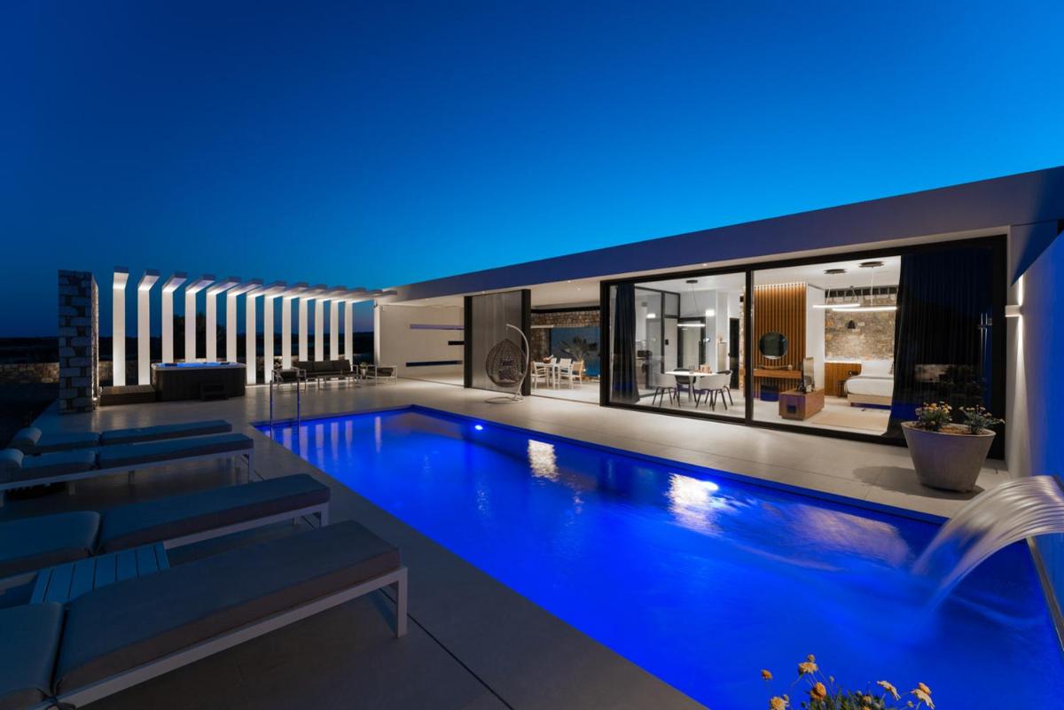 amara luxury villas