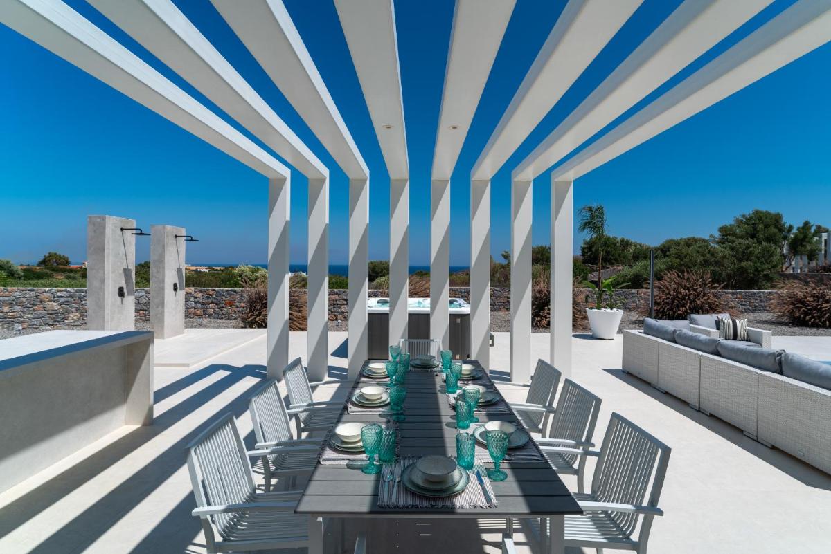 amara luxury villas