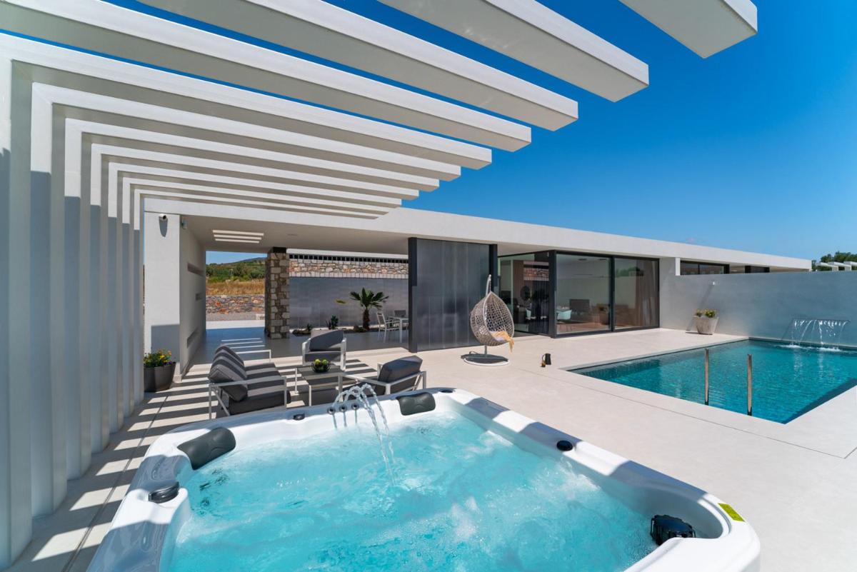 amara luxury villas