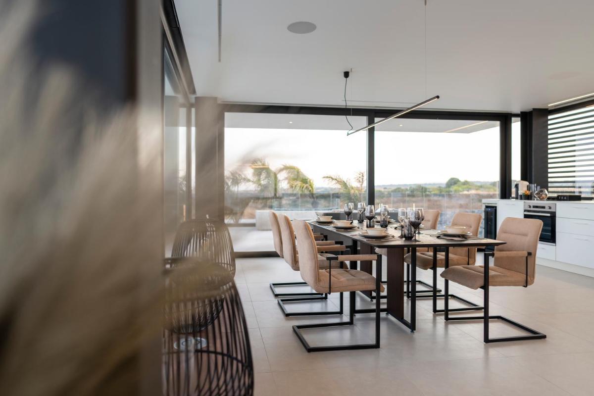 amara luxury villas