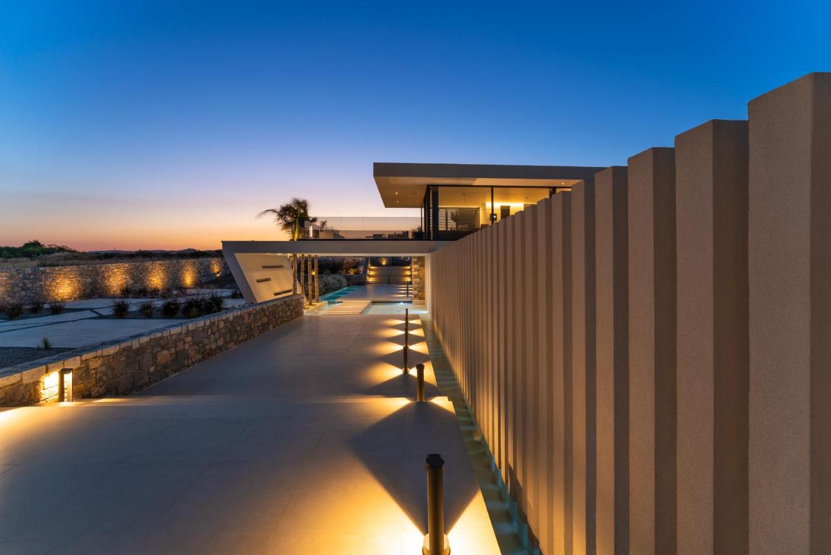 amara luxury villas