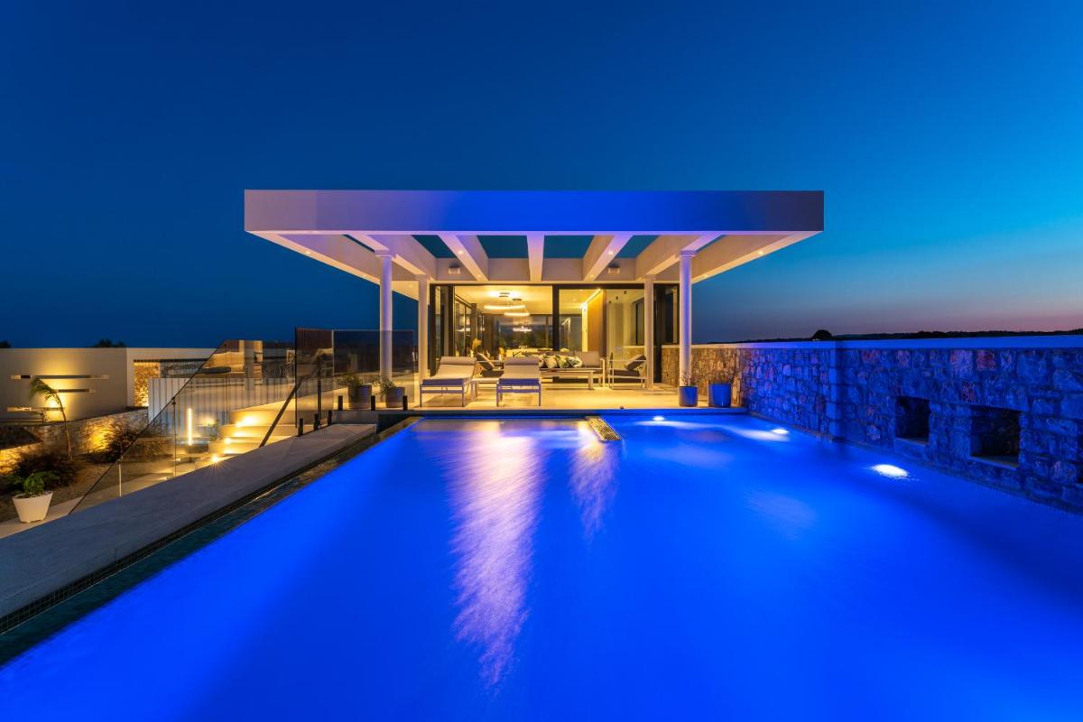 amara luxury villas