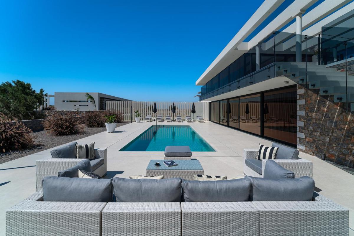 amara luxury villas