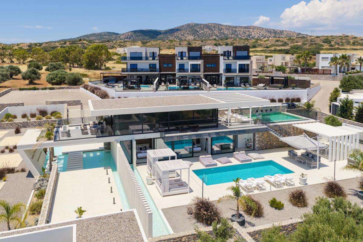 amara luxury villas