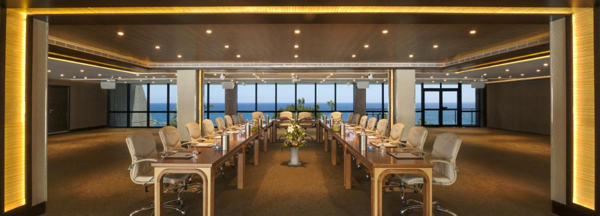 Amathus Beach Hotel Limassol