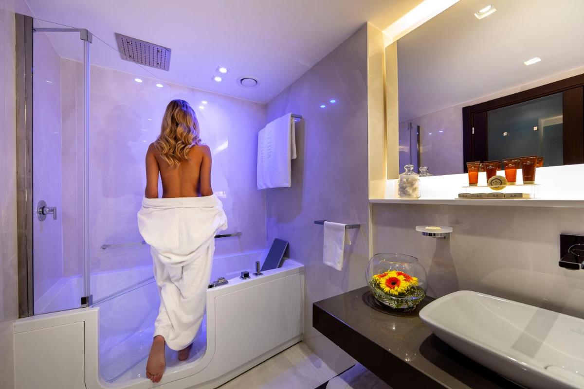 Amathus Beach Hotel Limassol