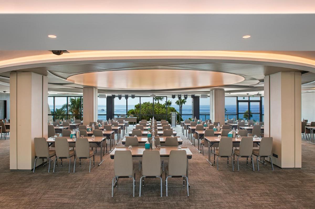 Amathus Beach Hotel Limassol