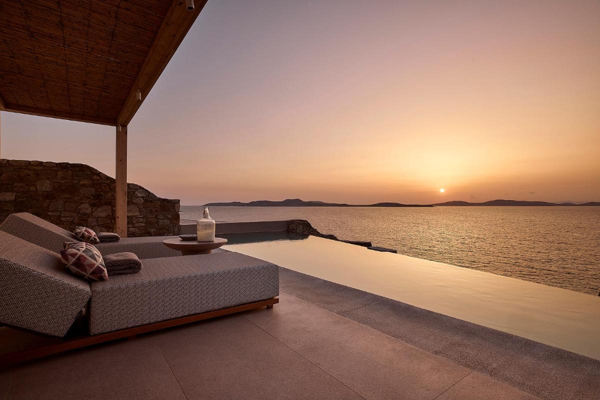 Amazon Mykonos Suites & Spa