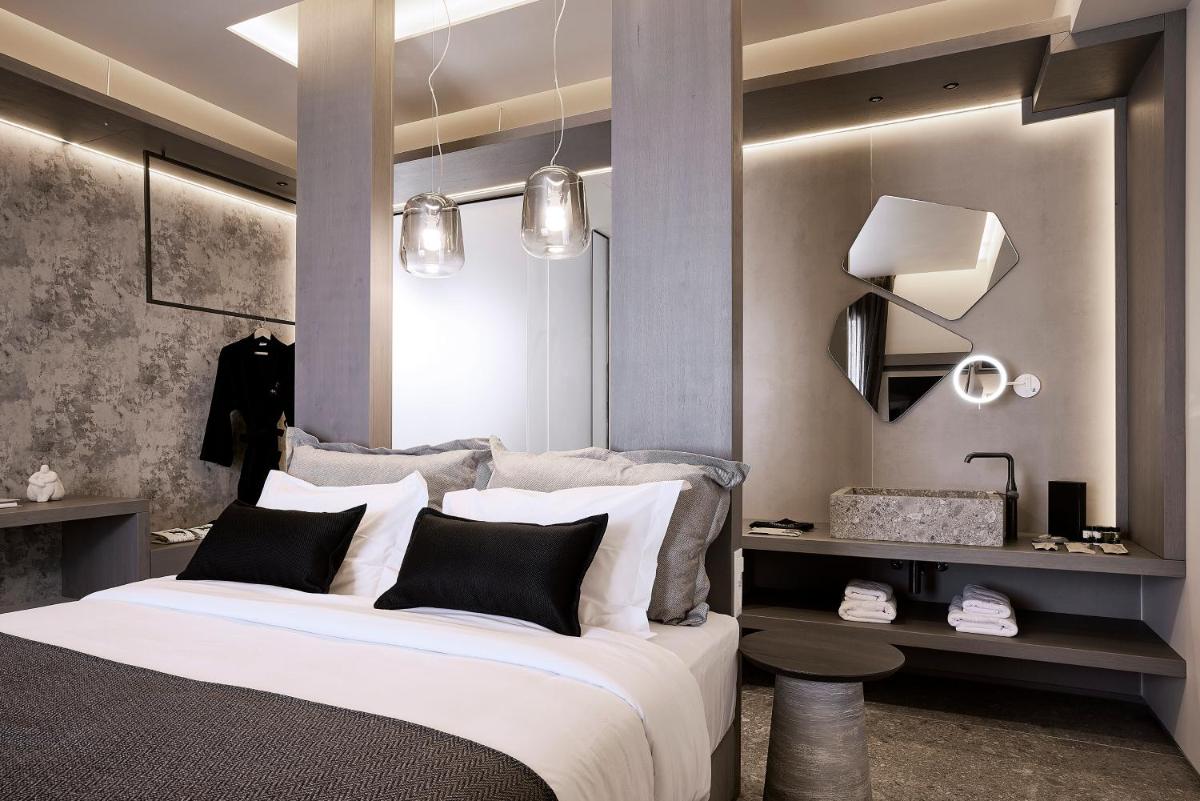 Amazon Mykonos Suites & Spa