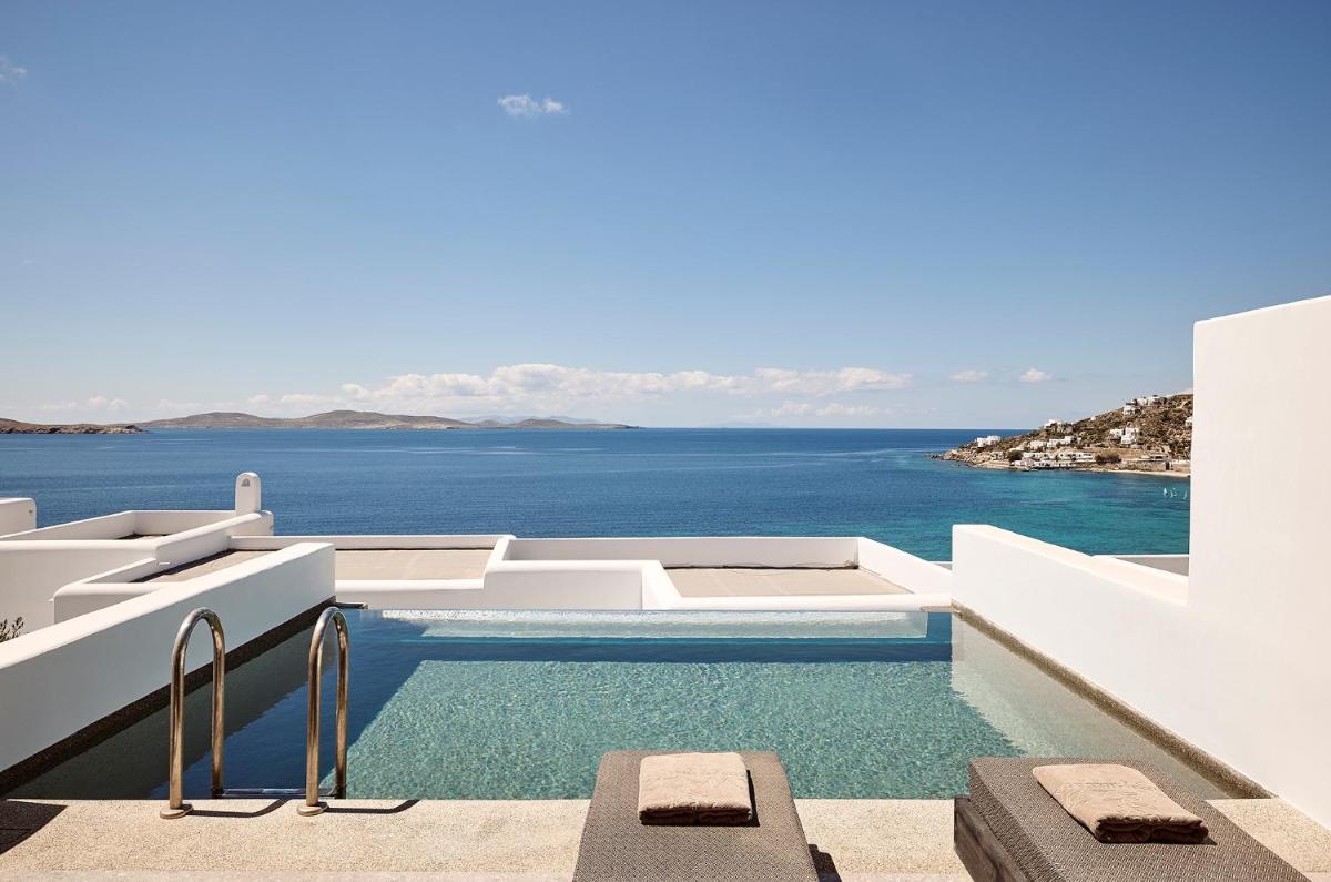 Amazon Mykonos Suites & Spa