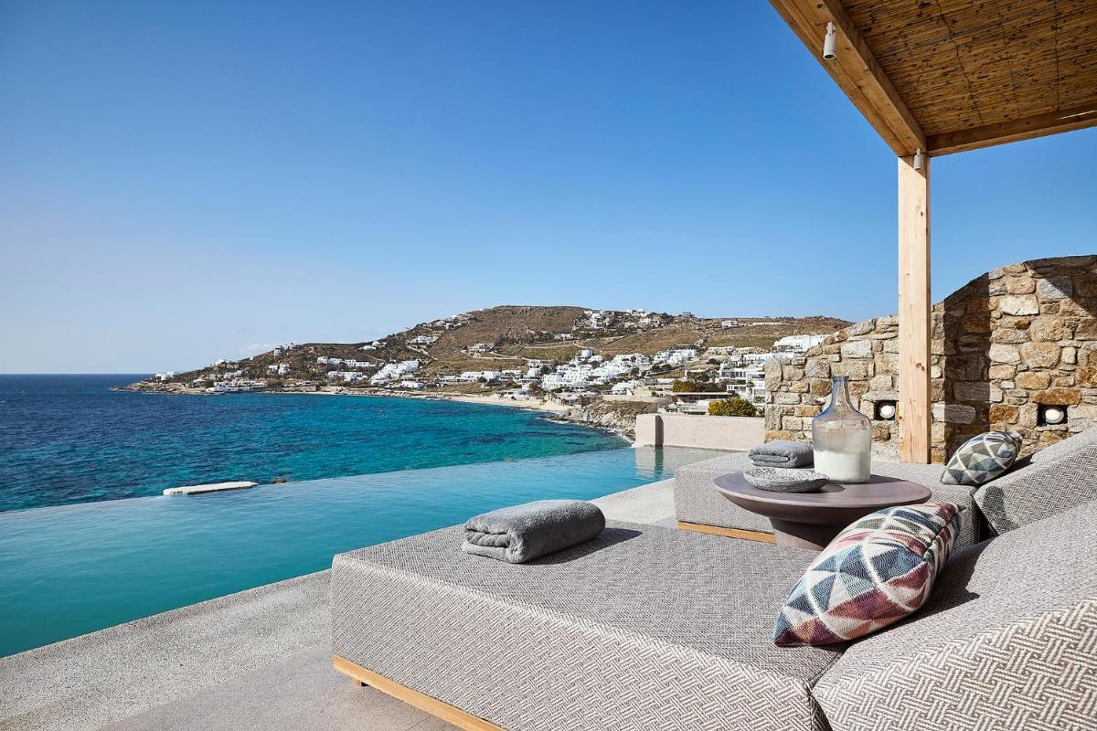 Amazon Mykonos Suites & Spa