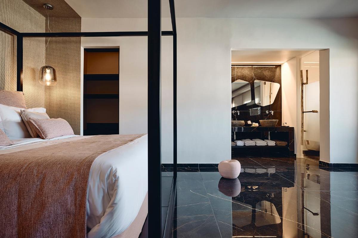 Amazon Mykonos Suites & Spa