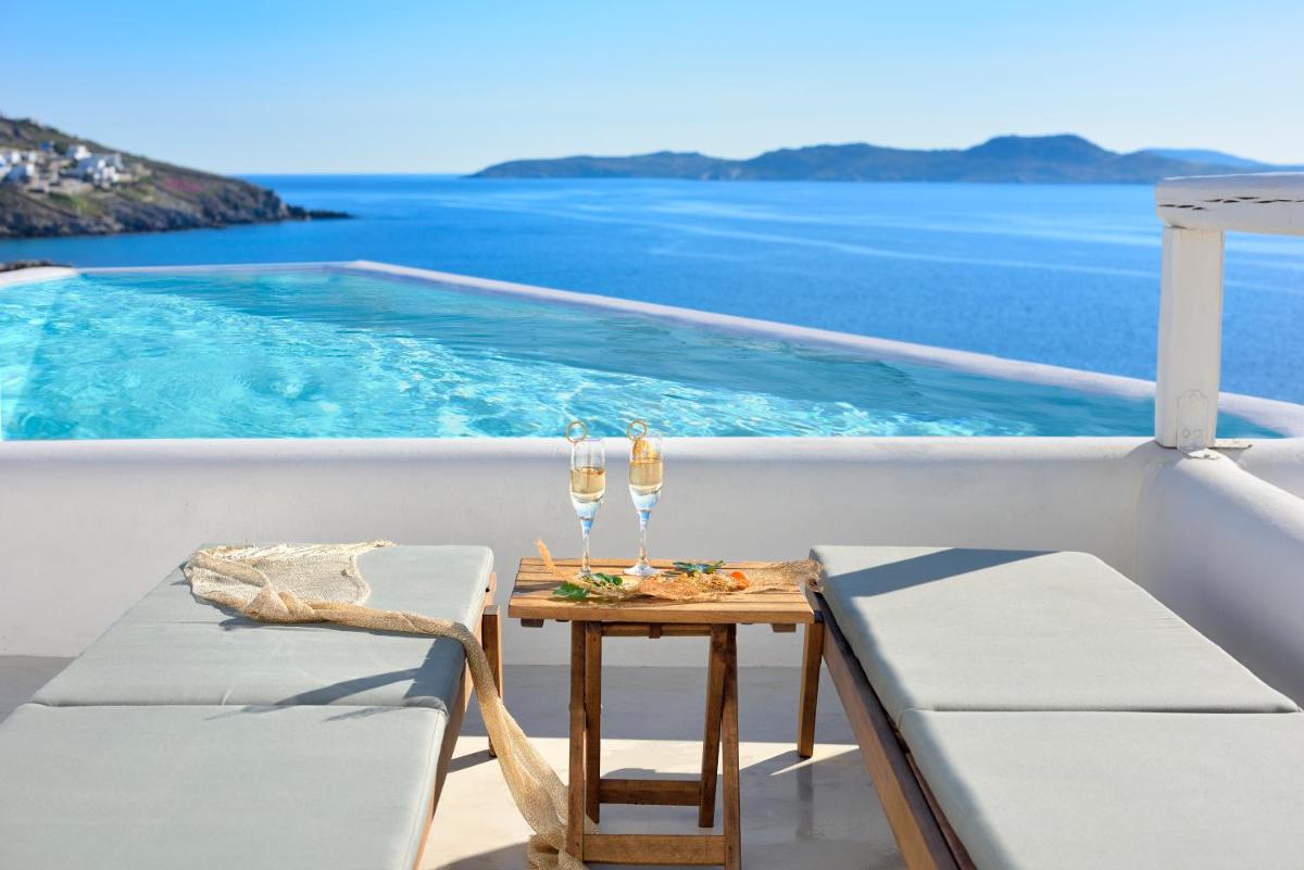 Amazon Mykonos Suites & Spa