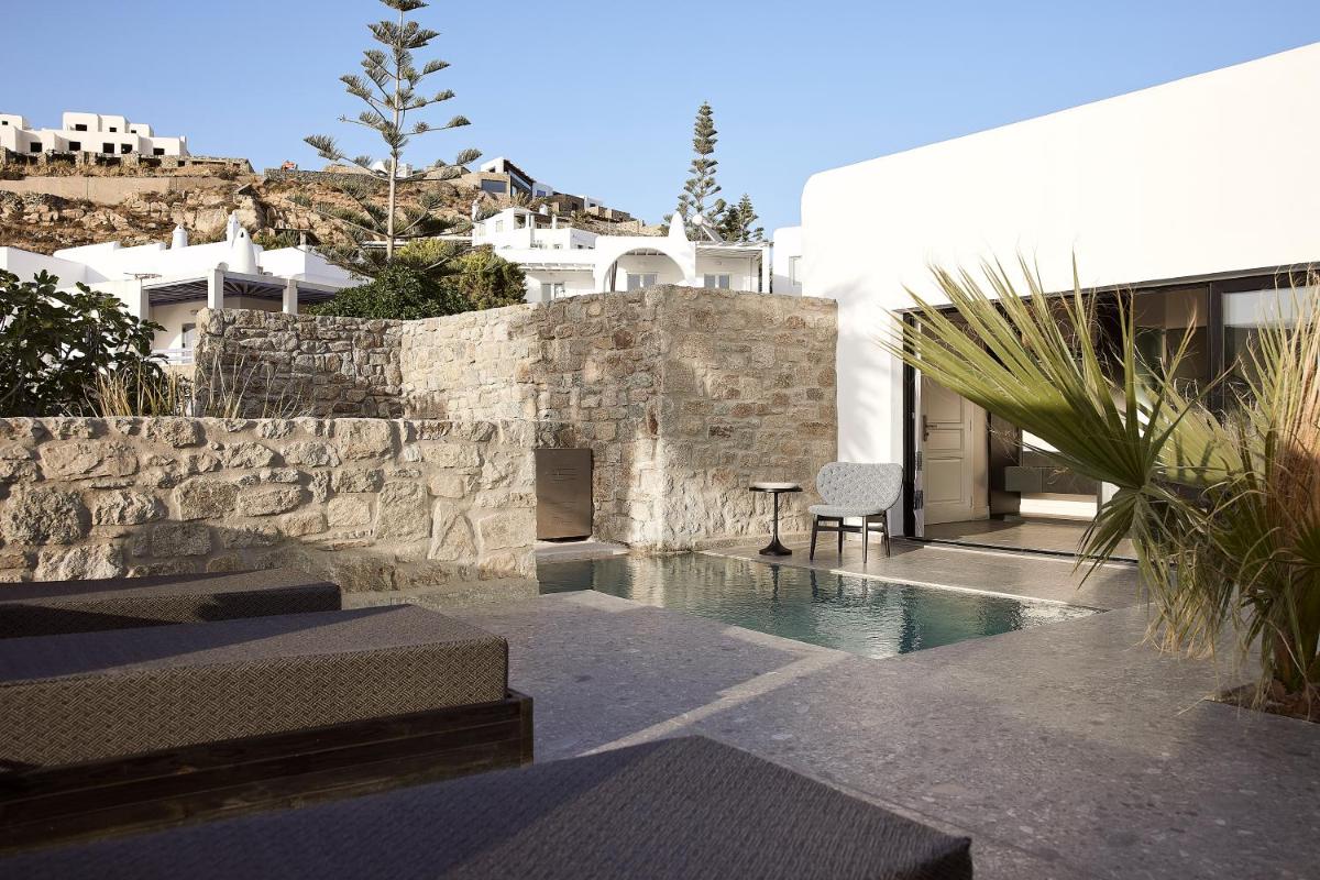 Amazon Mykonos Suites & Spa