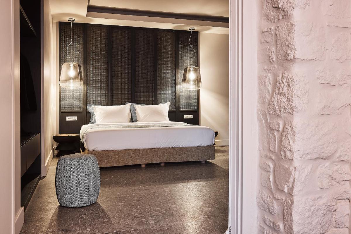 Amazon Mykonos Suites & Spa