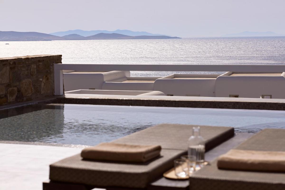 Amazon Mykonos Suites & Spa