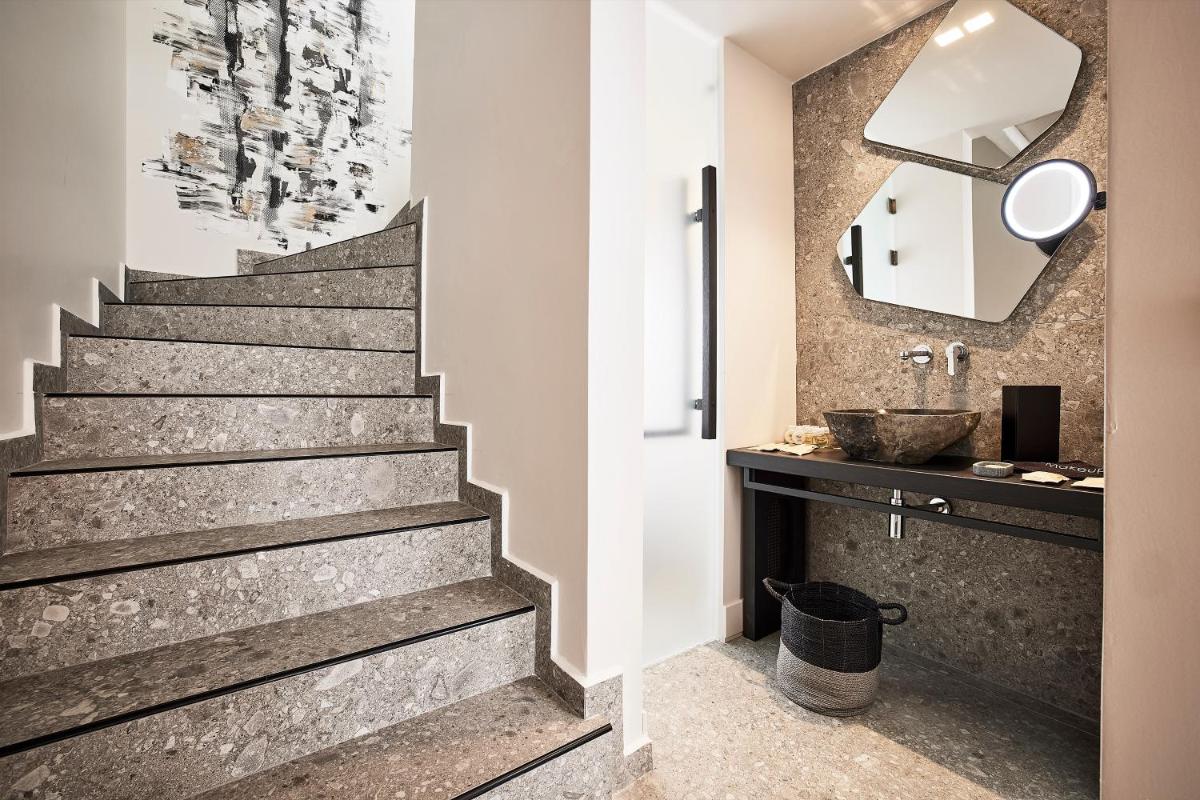 Amazon Mykonos Suites & Spa