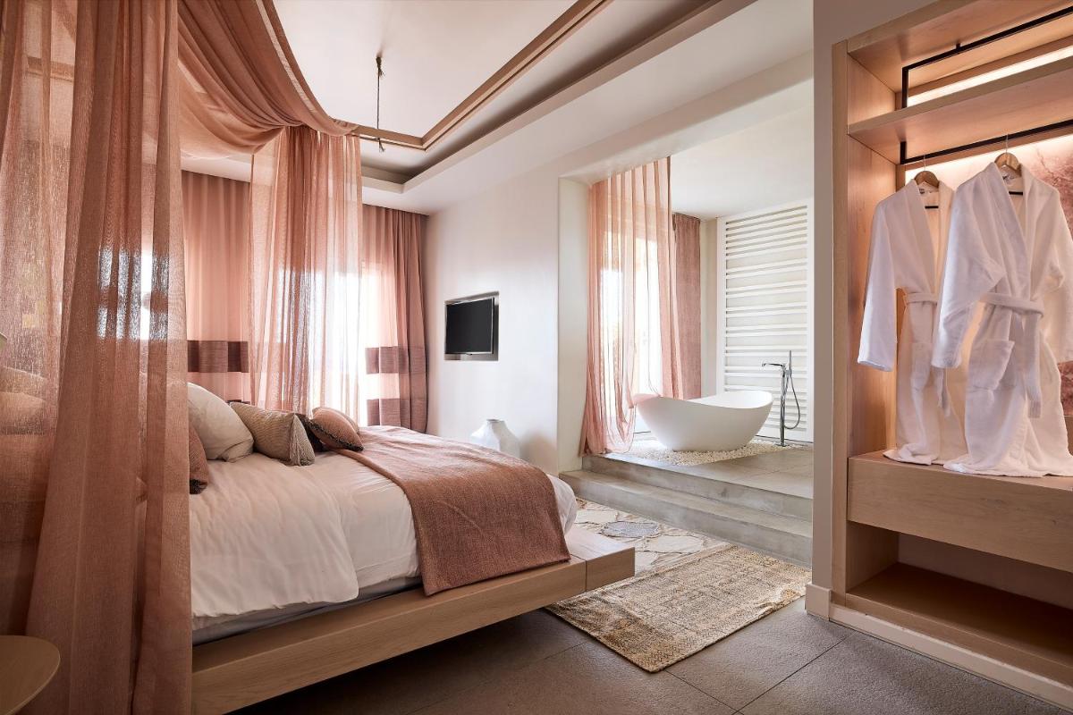 Amazon Mykonos Suites & Spa