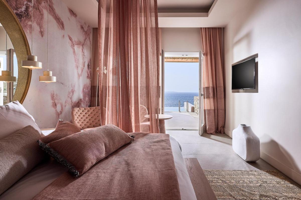 Amazon Mykonos Suites & Spa