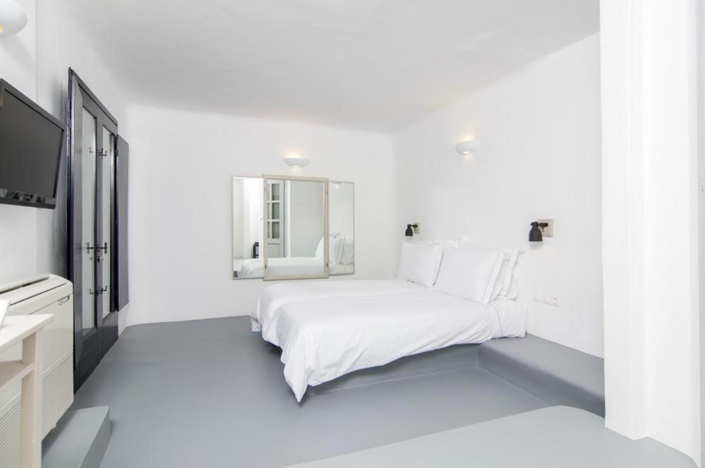 Grand Ambassador Santorini Hotel